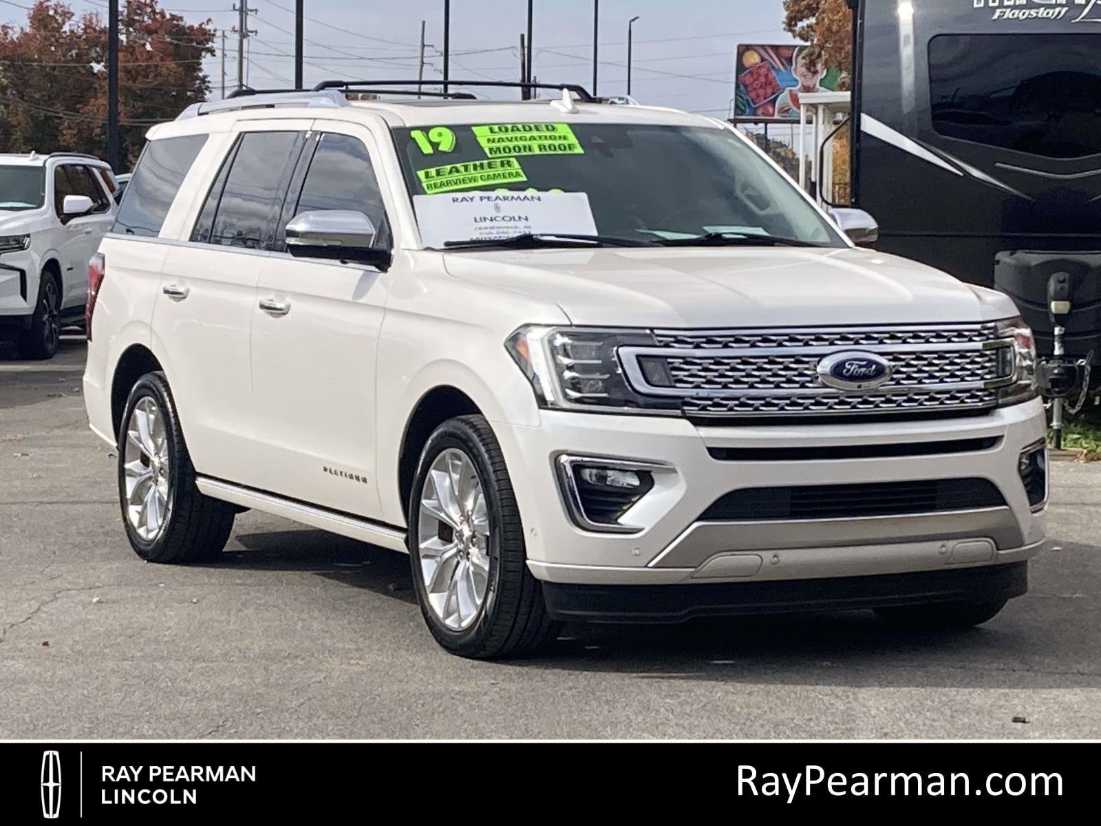 2019 Ford Expedition Platinum's photo