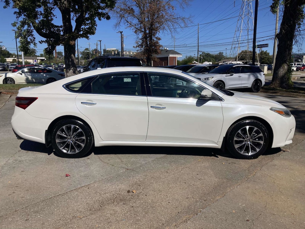 Used 2016 Toyota Avalon XLE Plus Sedan