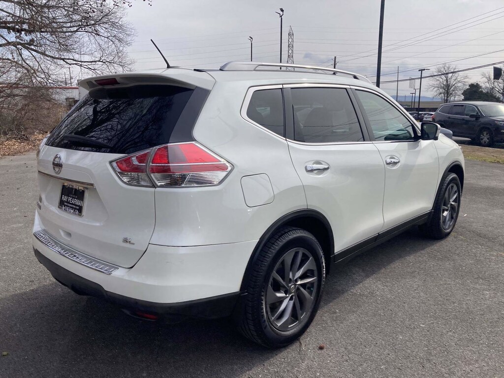Used 2016 Nissan Rogue SL SUV