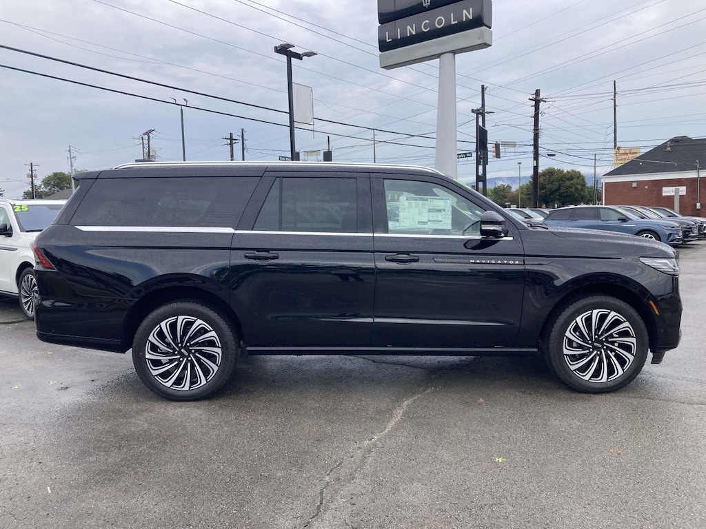 New 2025 Lincoln Navigator L Black Label SUV