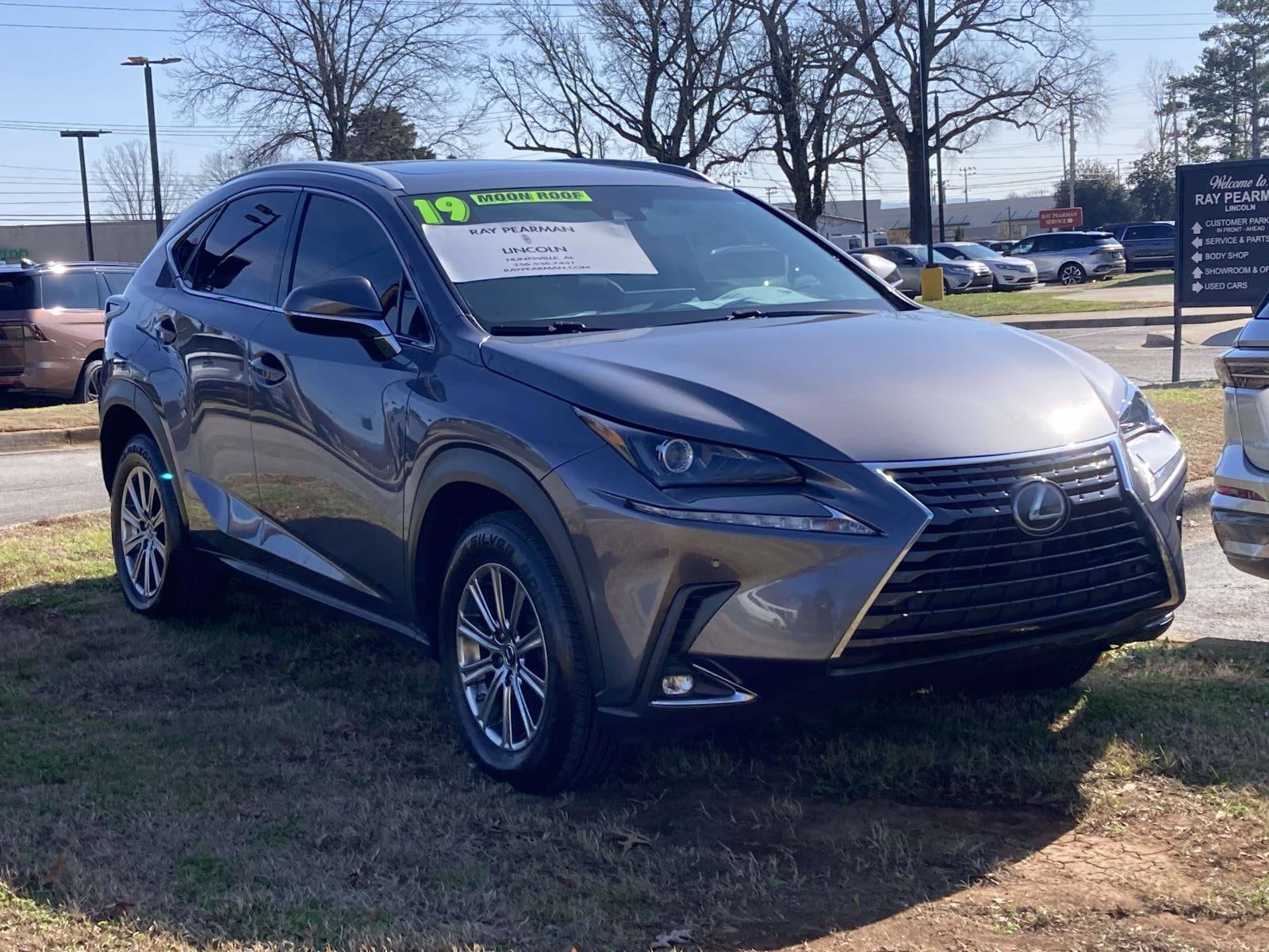 2019 Lexus NX 300's photo