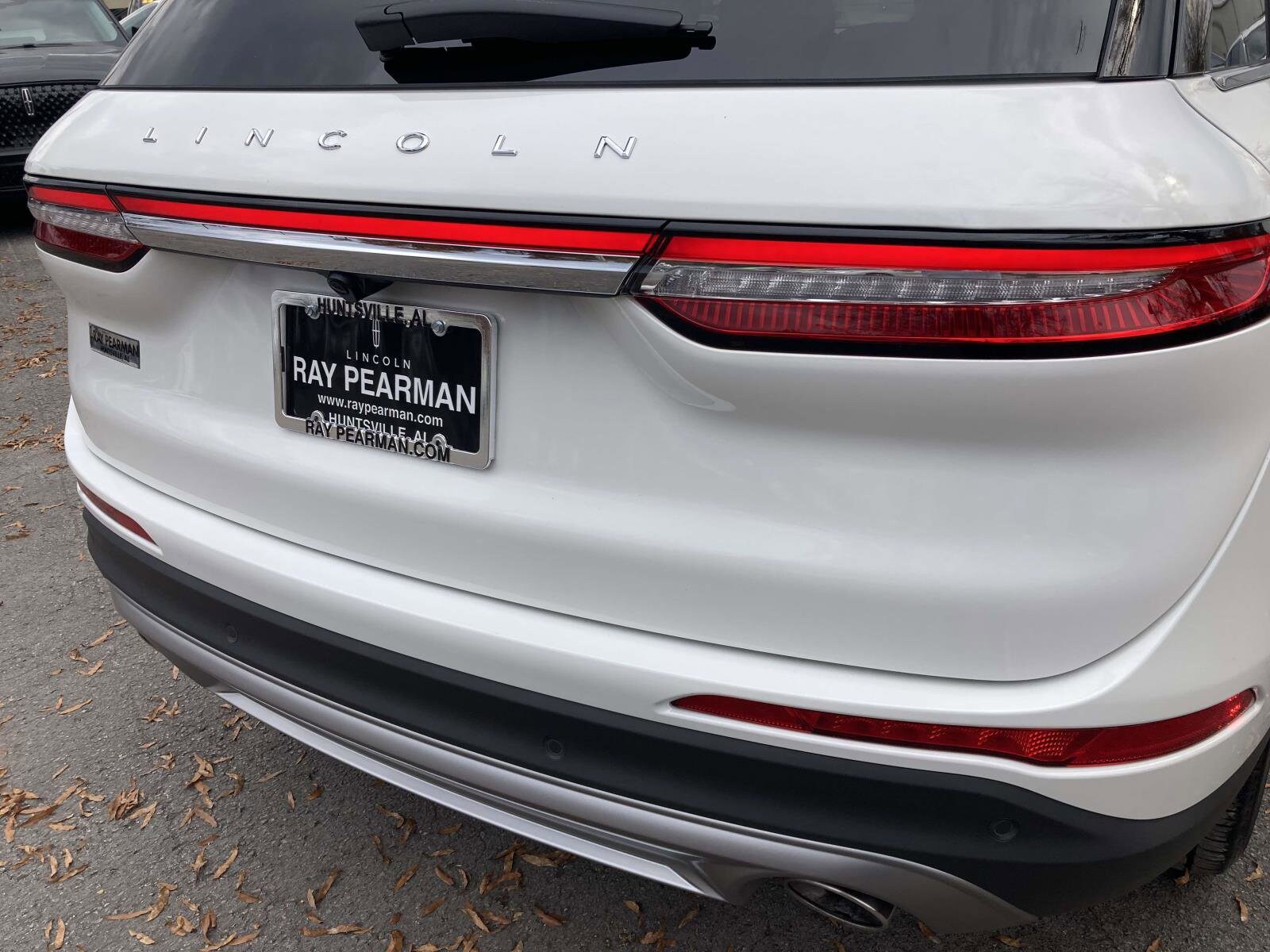 2022 Lincoln Corsair Standard photo 3