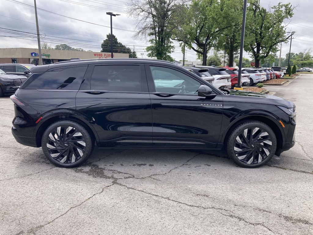 New 2026 Lincoln Nautilus Reserve SUV