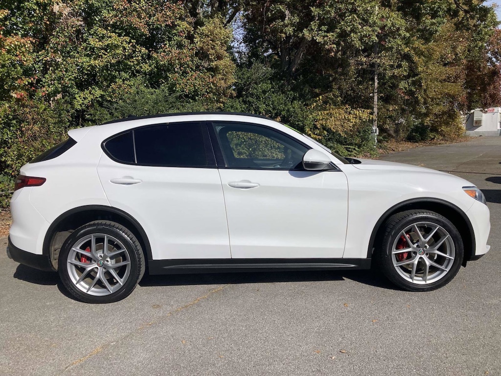 Used 2018 Alfa Romeo Stelvio Ti Sport SUV