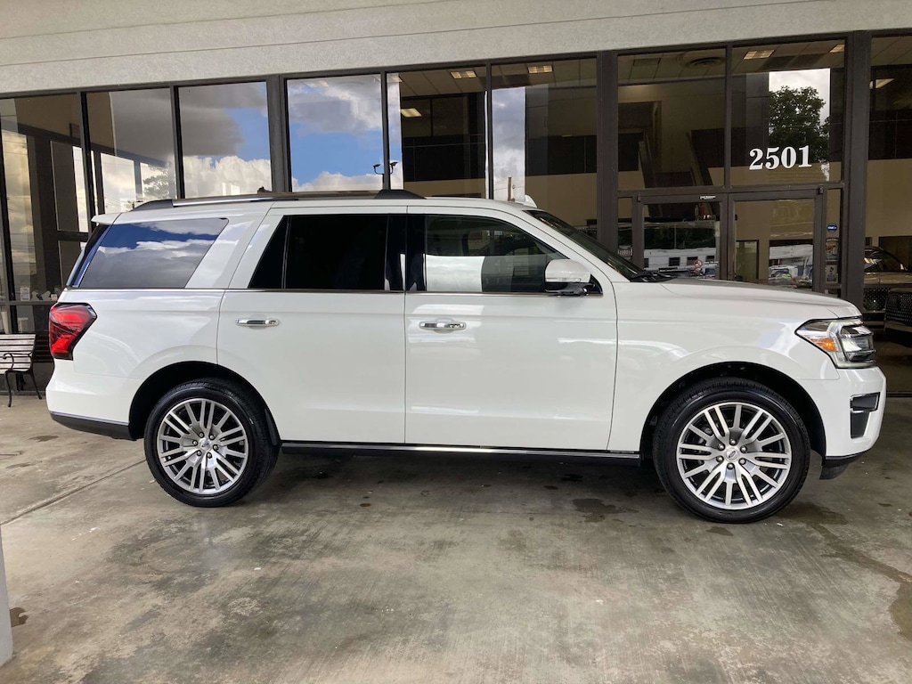 Used 2024 Ford Expedition Limited SUV