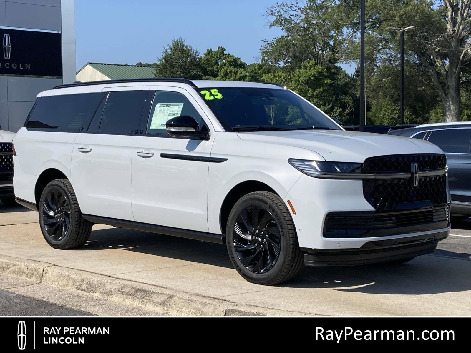 2025 Lincoln Navigator L SUV 