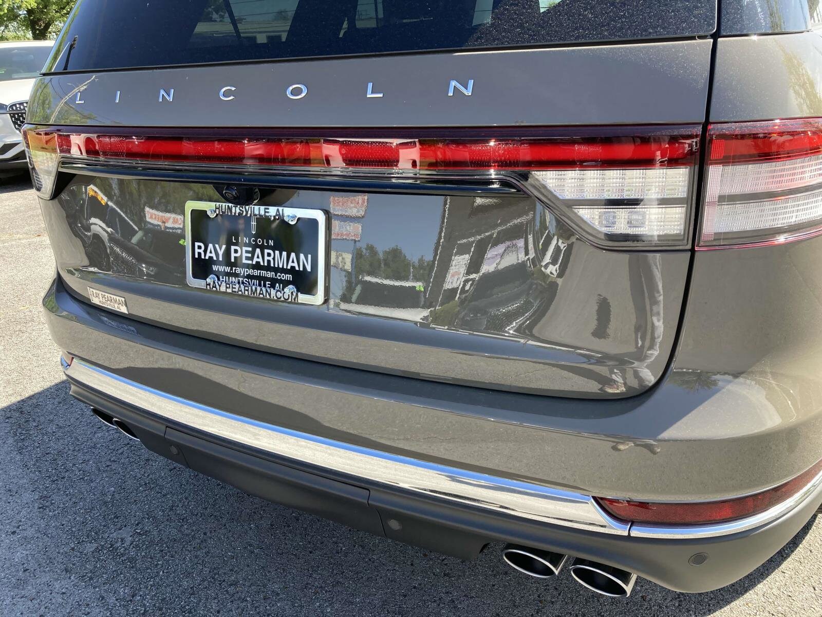 2025 Lincoln Aviator Reserve photo 3