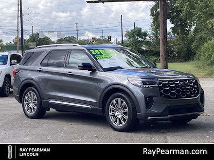 2025 Ford Explorer Platinum SUV