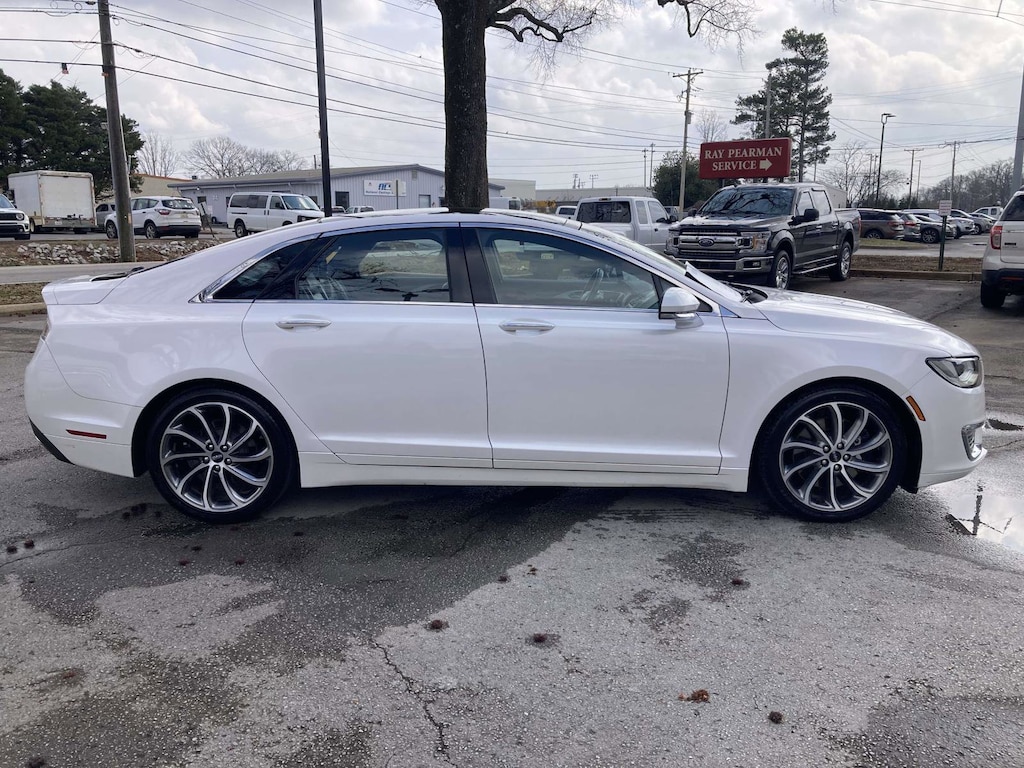 Used 2017 Lincoln MKZ Reserve Sedan
