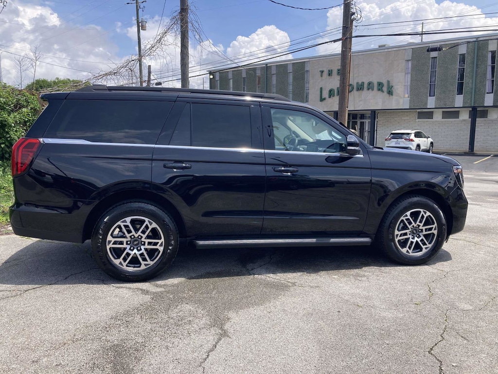 Used 2025 Ford Expedition Active SUV