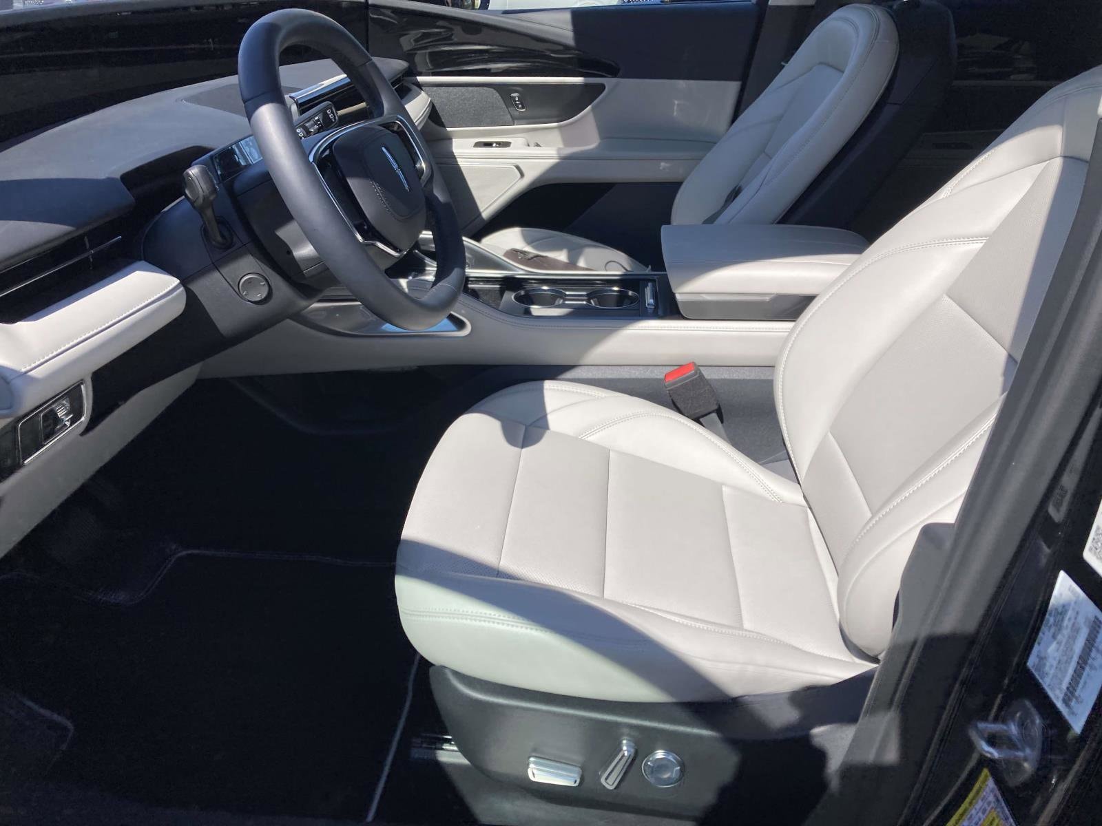 2026 Lincoln Nautilus Premiere - Photo 22