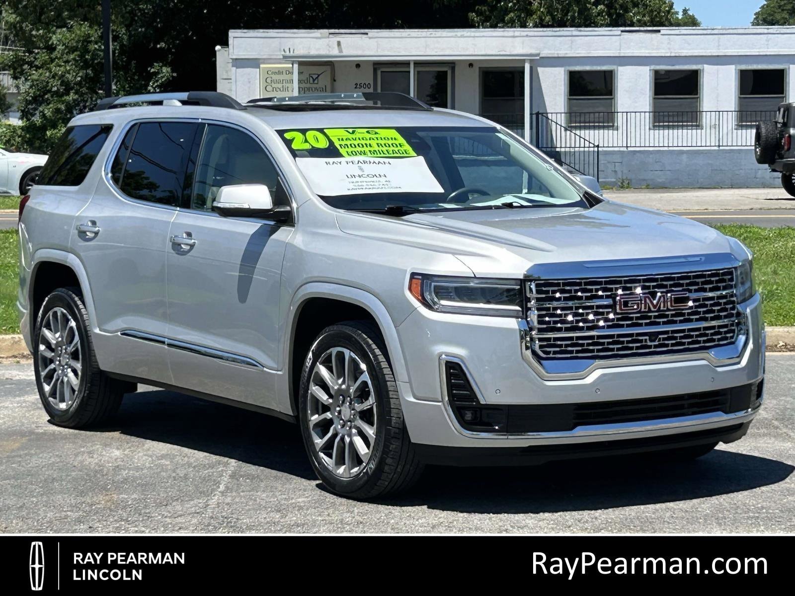 2020 GMC Acadia Denali FWD's photo