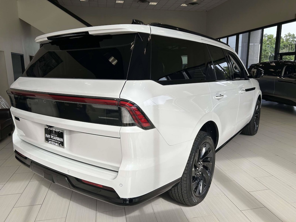 New 2026 Lincoln Navigator Reserve SUV