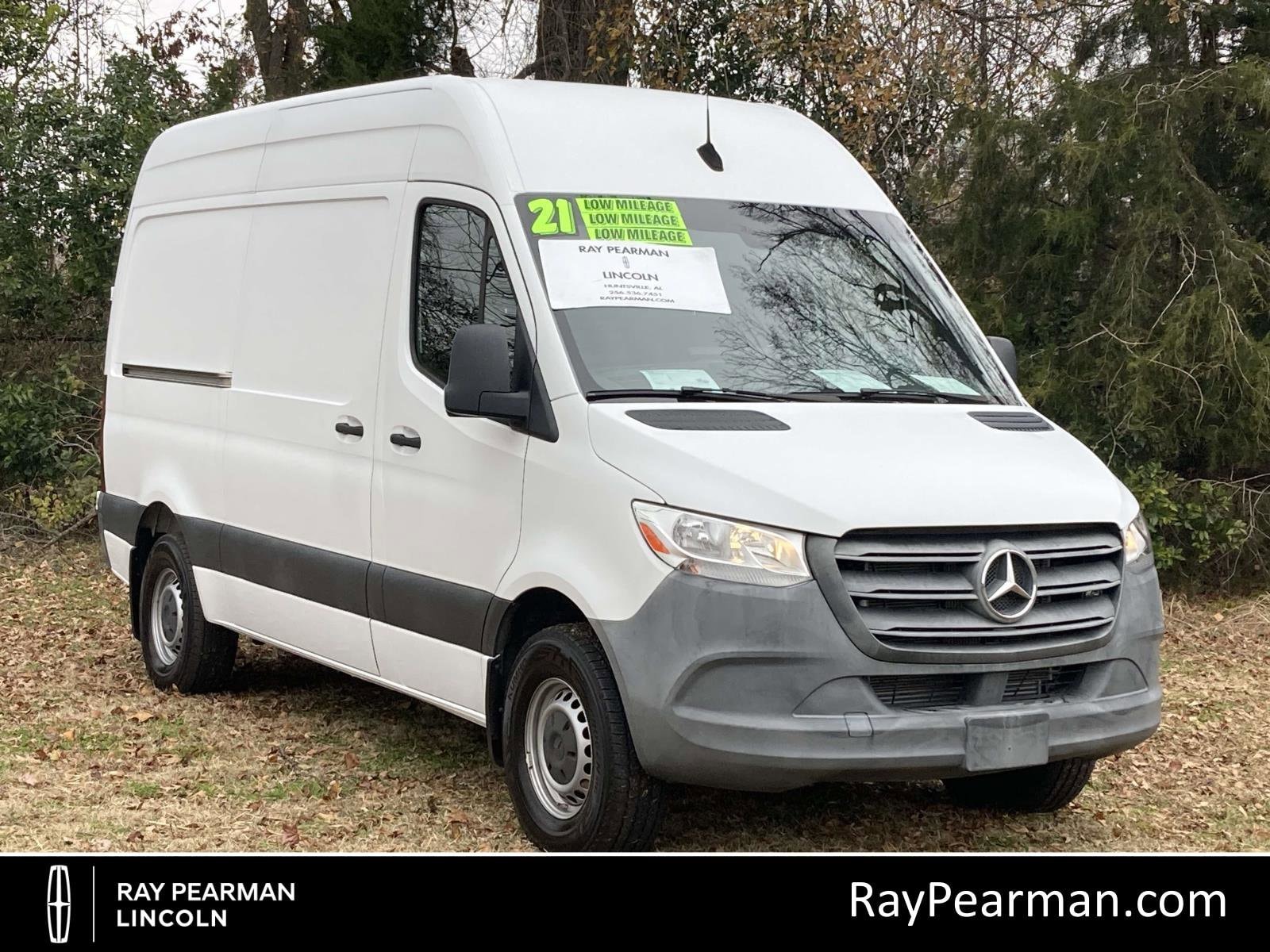 2021 Mercedes-Benz Sprinter Cargo Van Base's photo