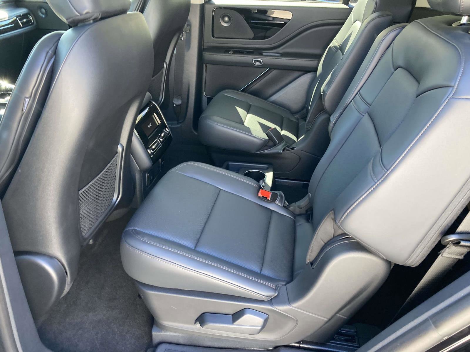2025 Lincoln Aviator Premiere - Photo 17