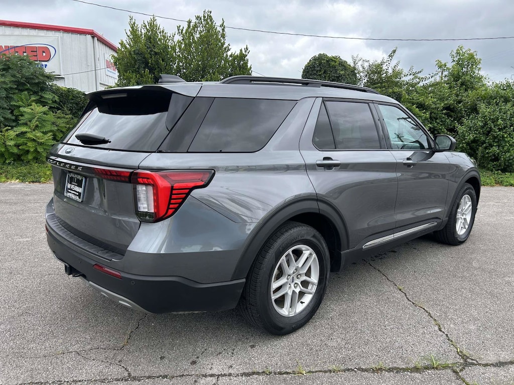 Used 2025 Ford Explorer Active SUV