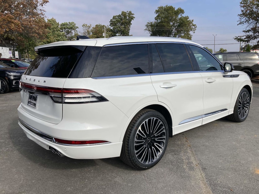 New 2025 Lincoln Aviator Black Label SUV