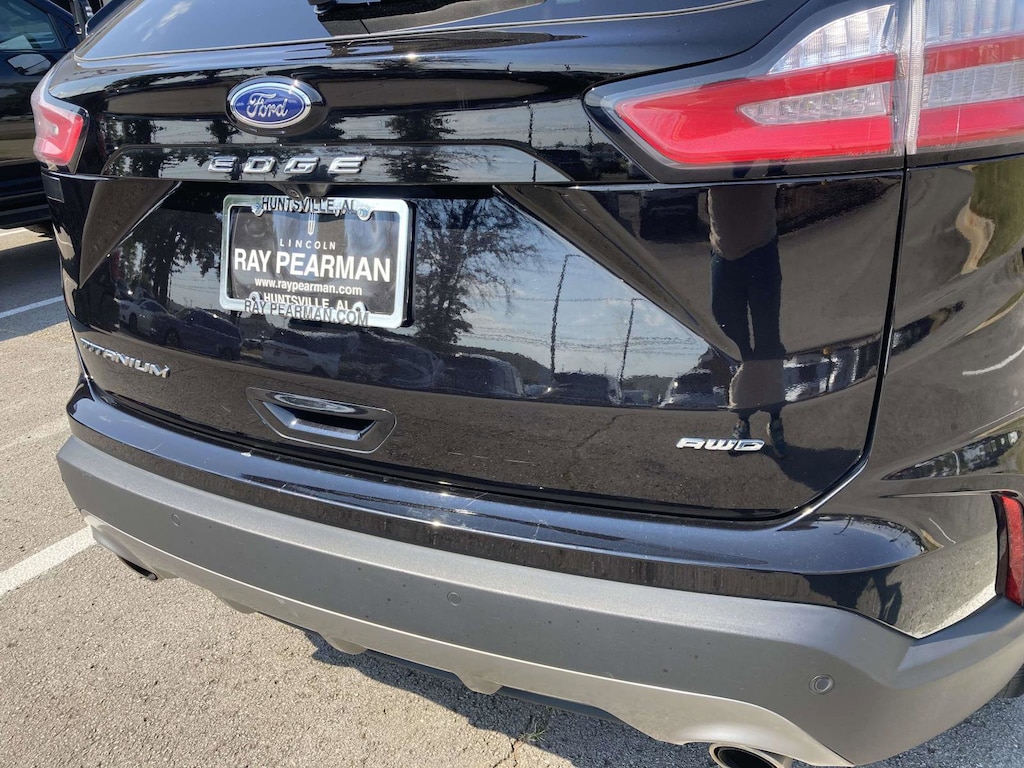 Used 2024 Ford Edge Titanium SUV