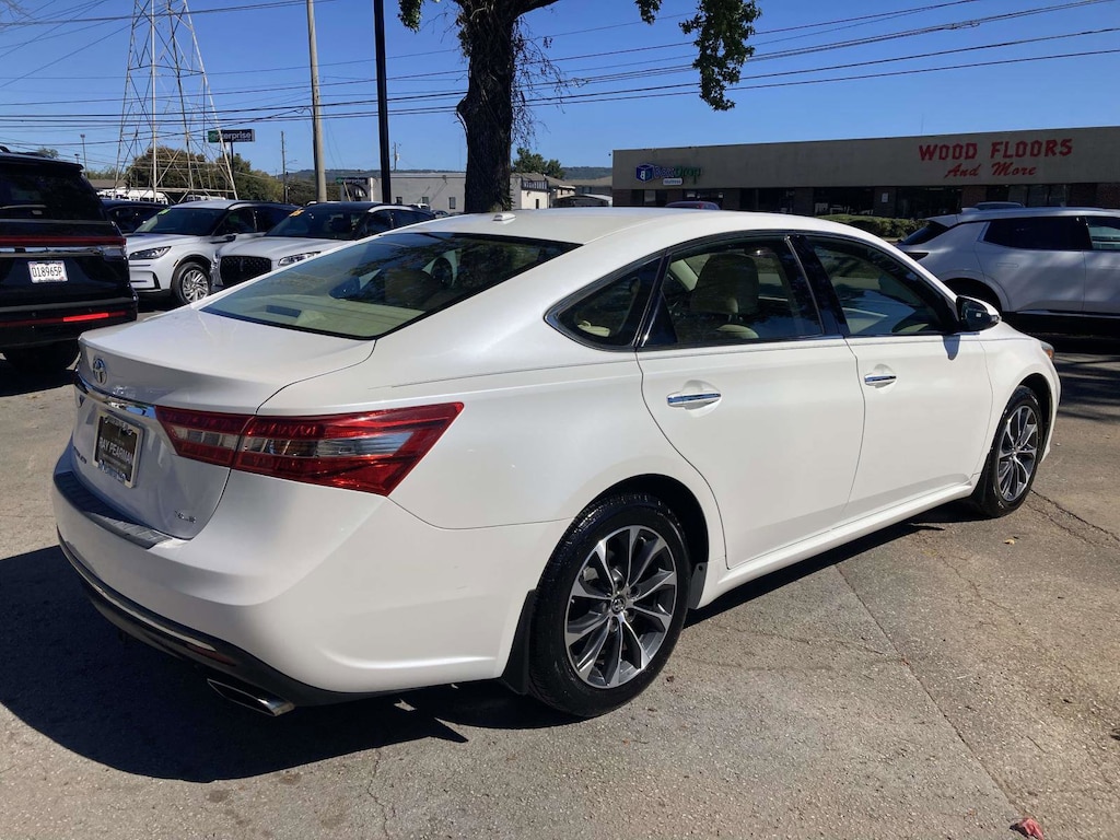 Used 2016 Toyota Avalon XLE Plus Sedan
