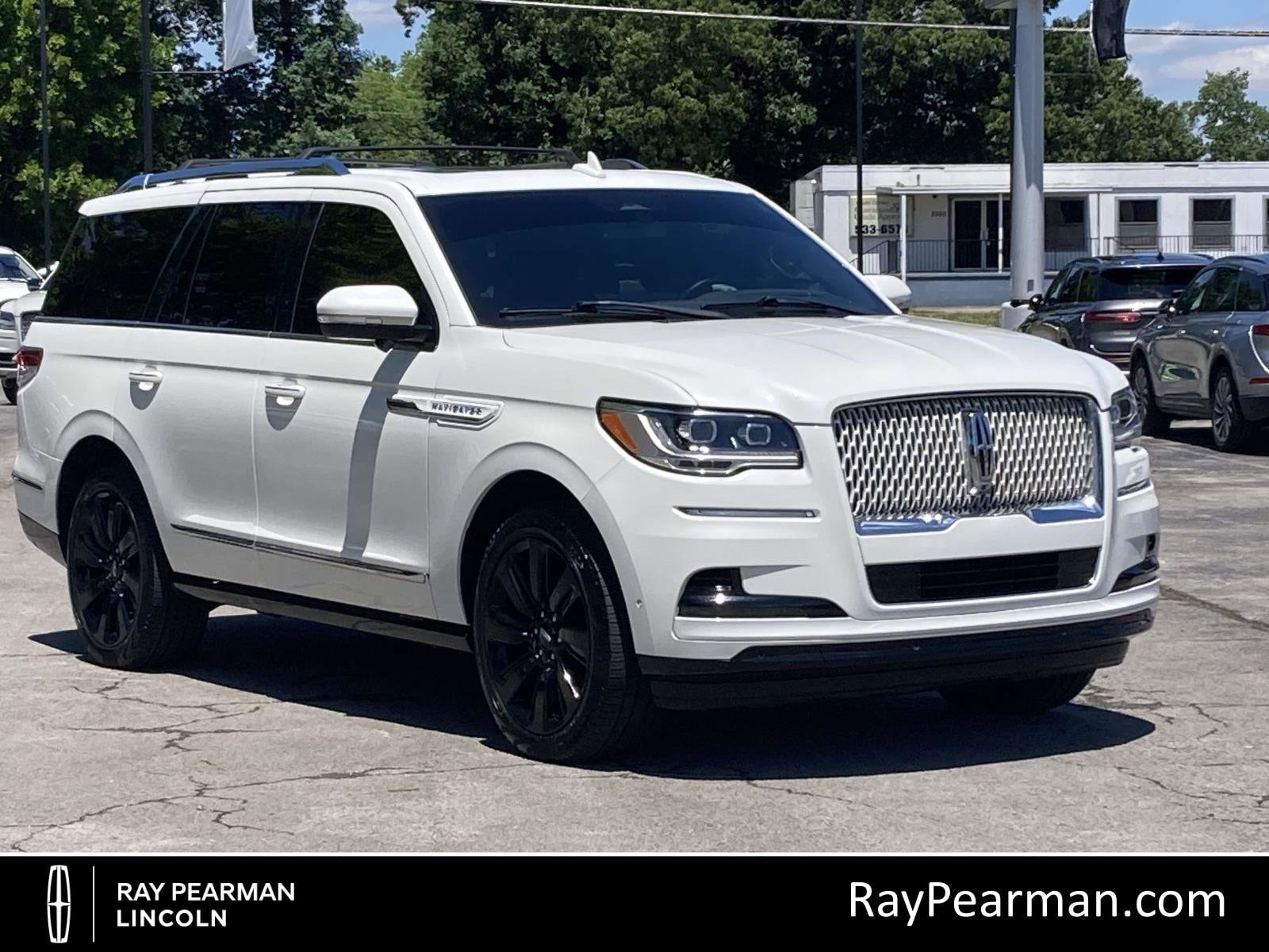 2023 Lincoln Navigator Reserve 4WD's photo