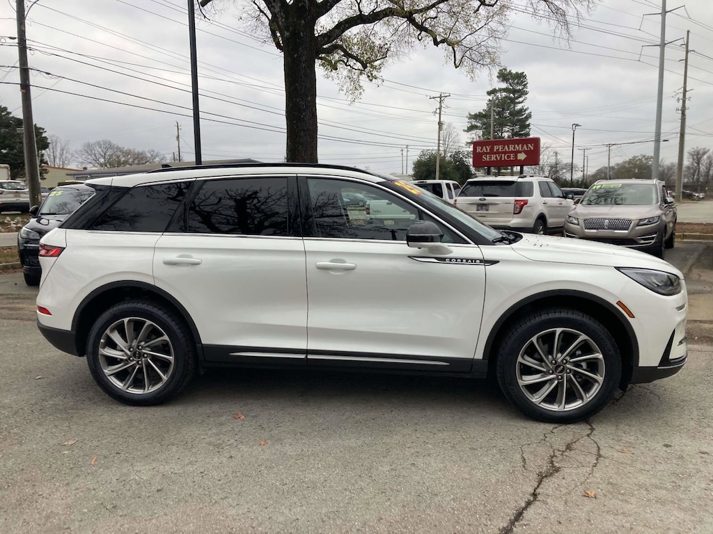 New 2025 Lincoln Corsair Premiere SUV