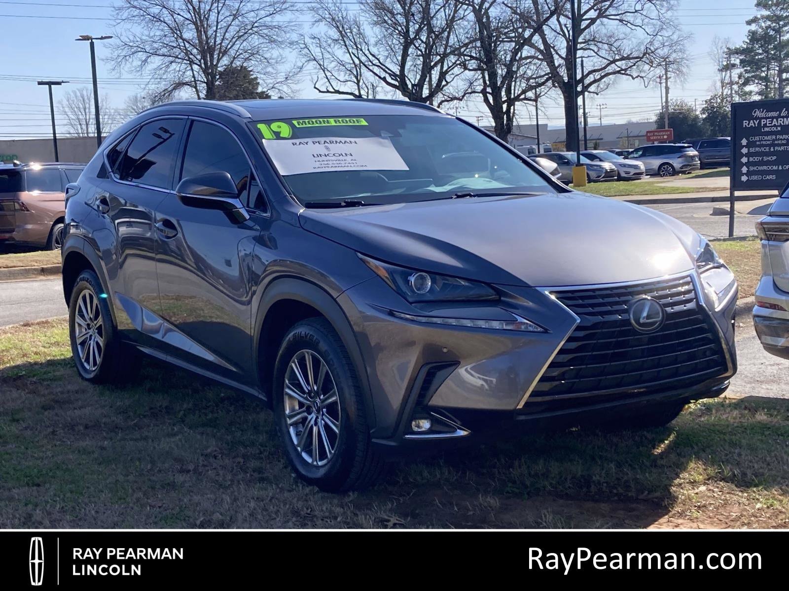 2019 Lexus NX 300's photo