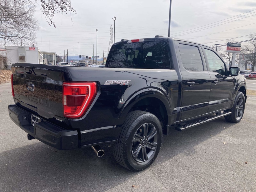 Used 2023 Ford F-150 XLT Truck SuperCrew Cab