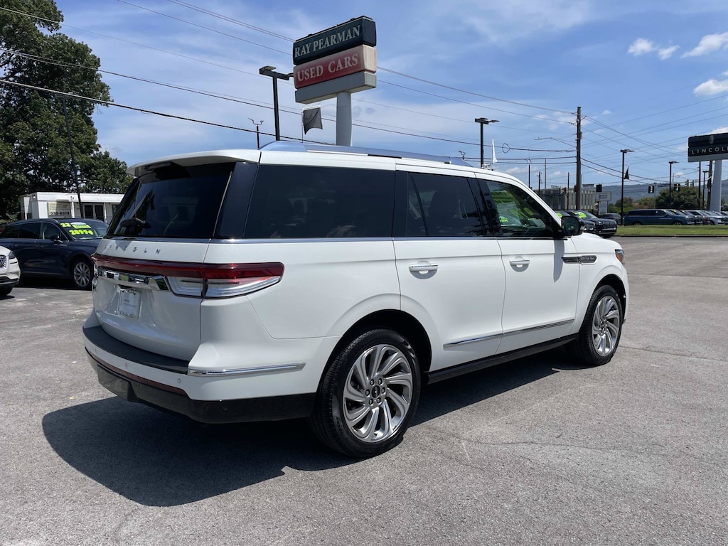 Certified 2024 Lincoln Navigator Premiere SUV