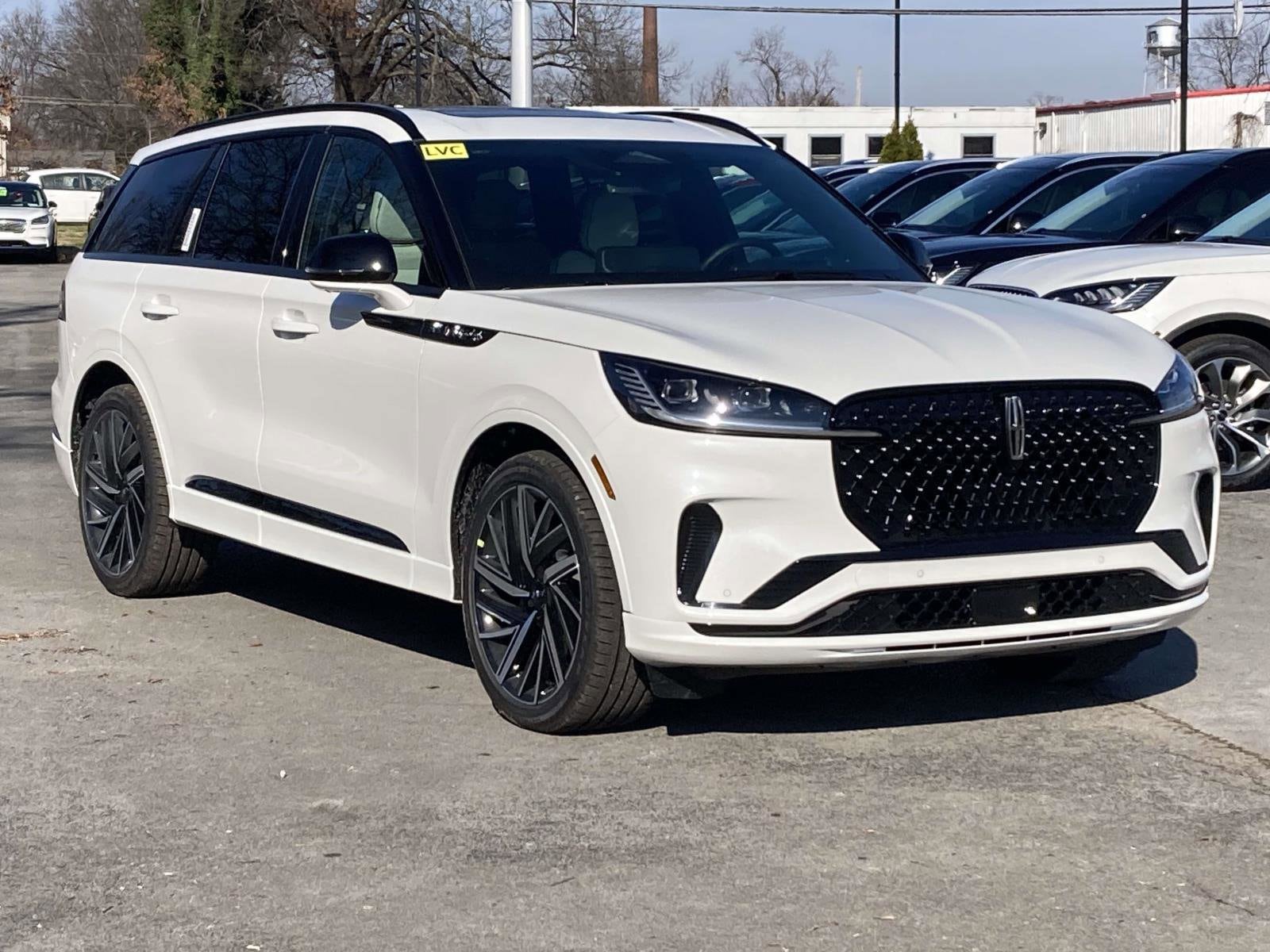 2026 Lincoln Aviator Black Label's photo