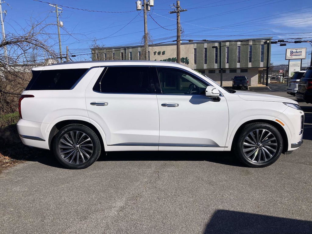 Used 2024 Hyundai Palisade Calligraphy SUV