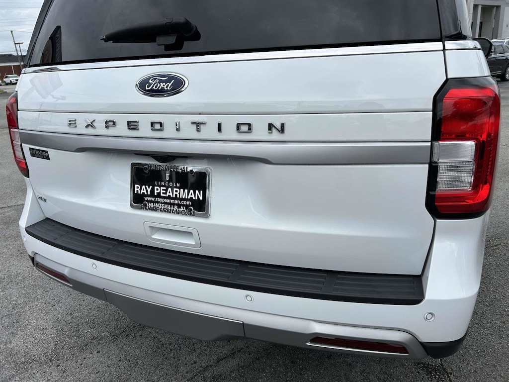 Used 2022 Ford Expedition XLT SUV