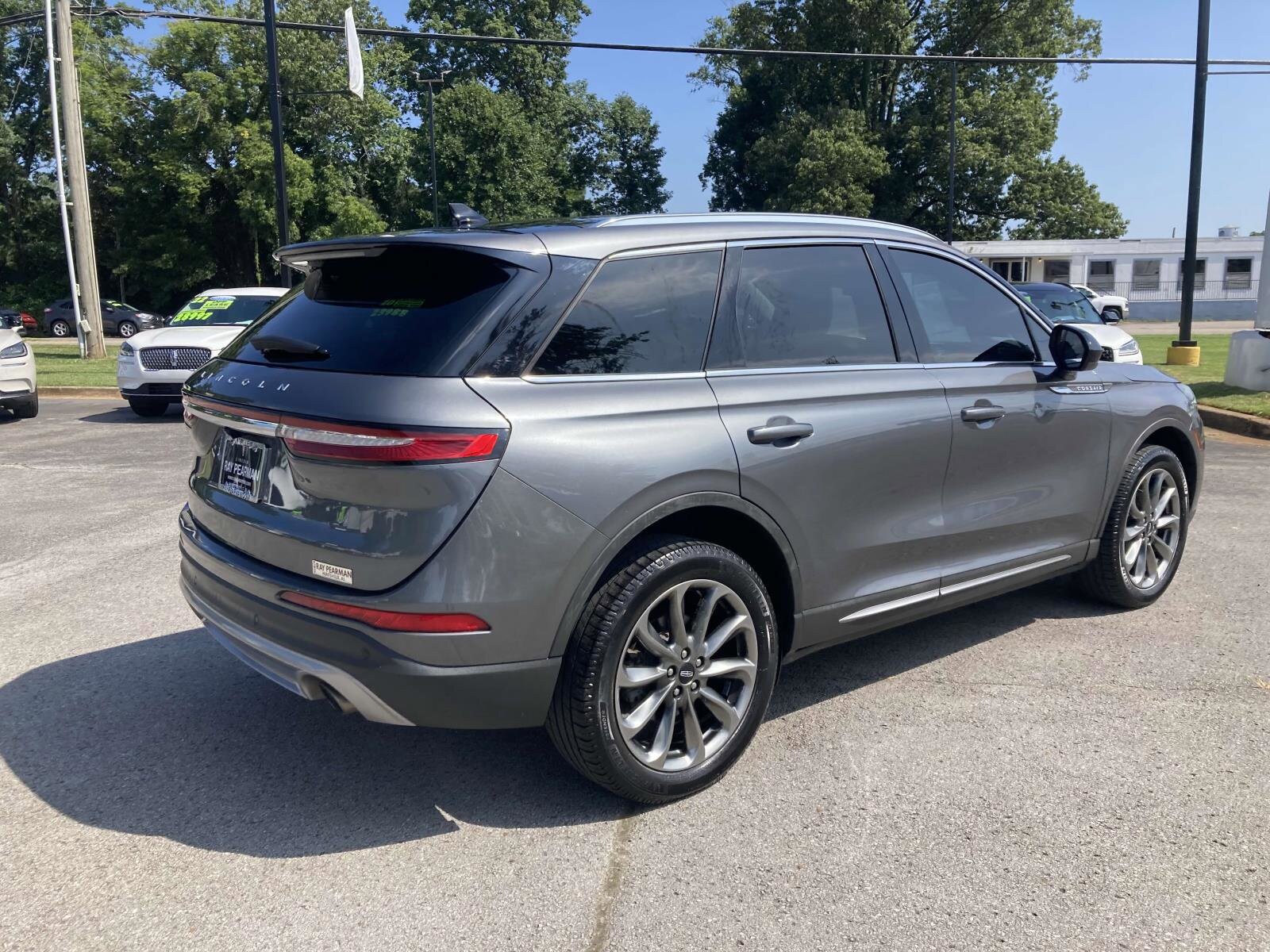 2021 Lincoln Corsair Standard photo 3