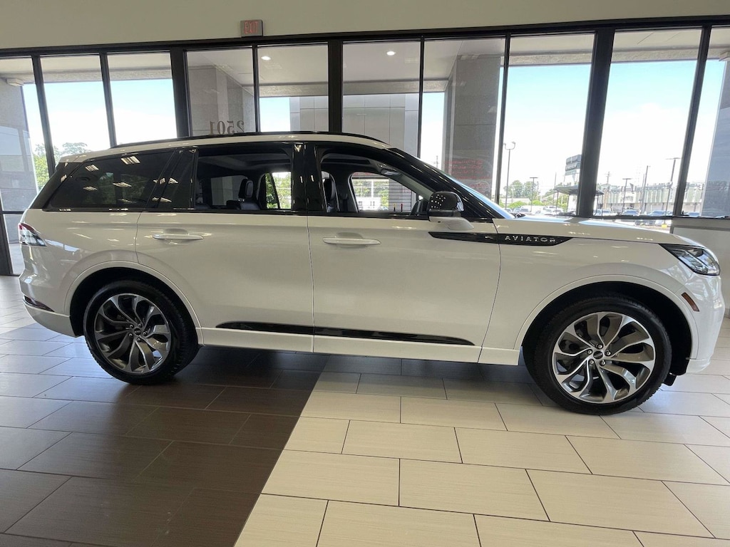 Certified 2026 Lincoln Aviator Premiere SUV