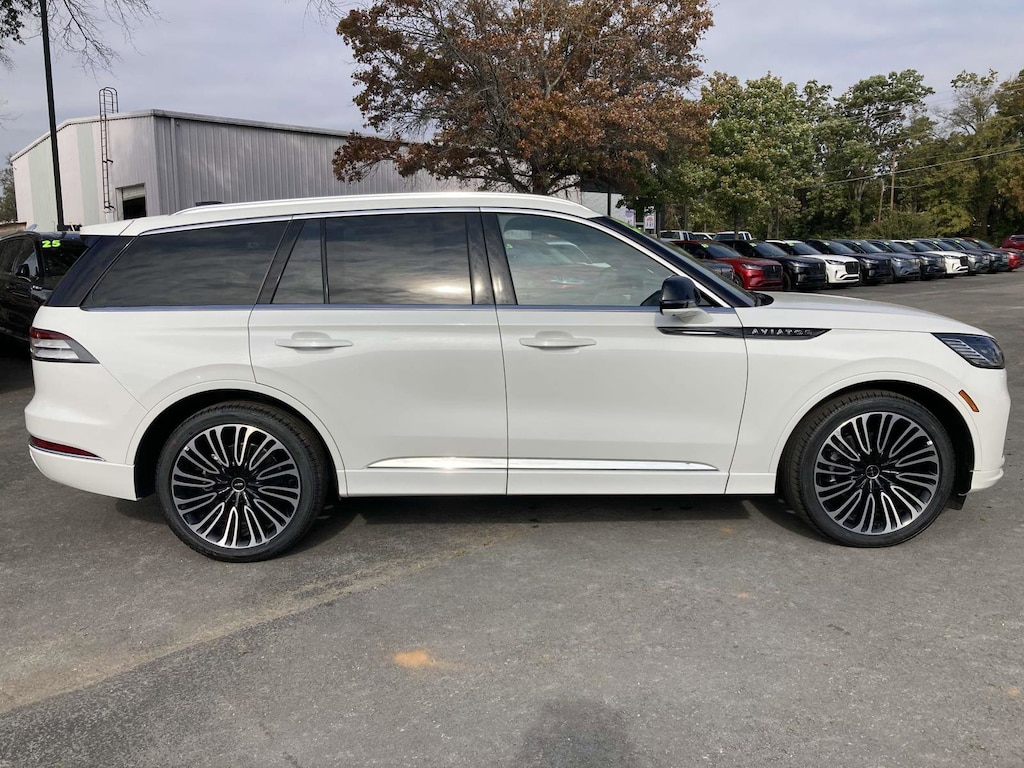 New 2025 Lincoln Aviator Black Label SUV