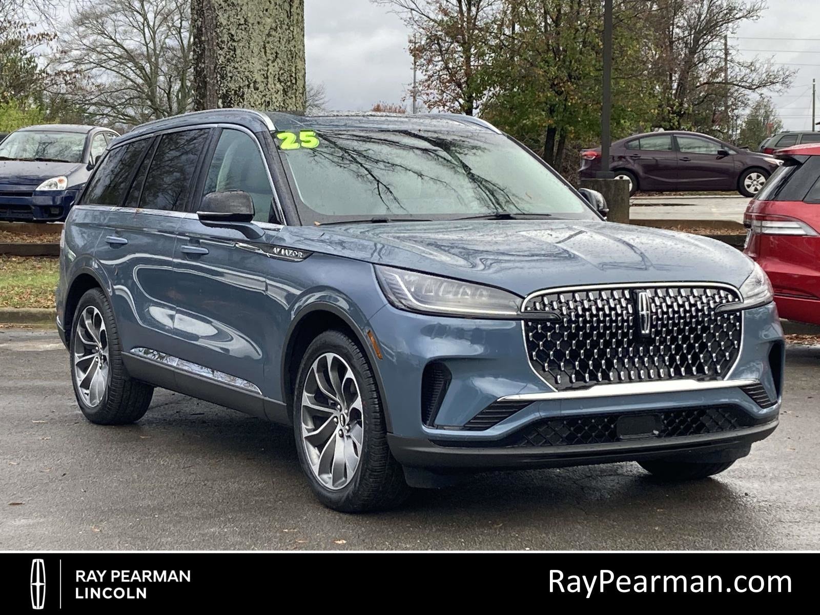 2025 Lincoln Aviator Premiere's photo