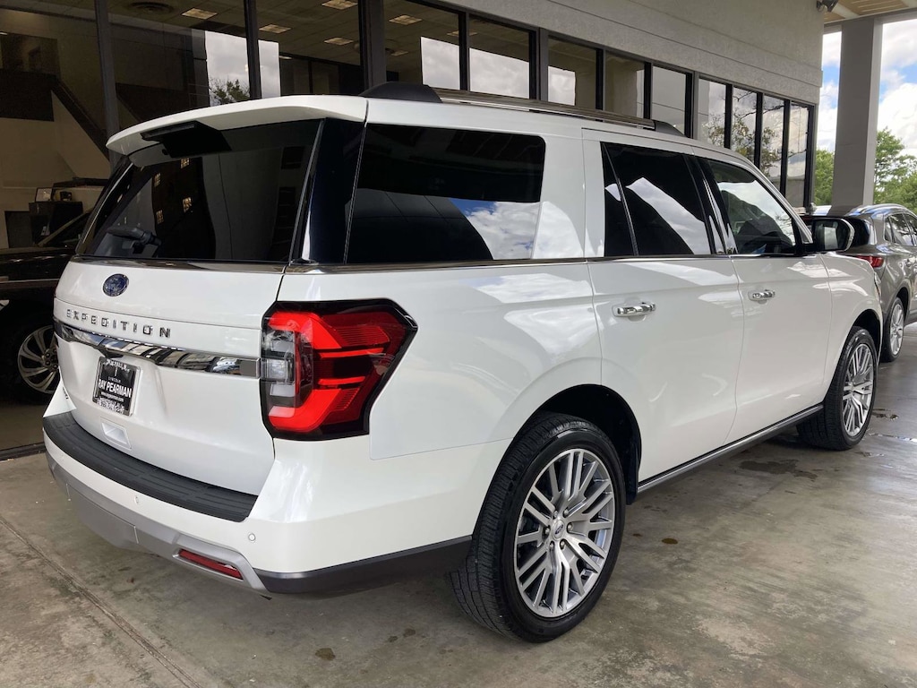 Used 2024 Ford Expedition Limited SUV