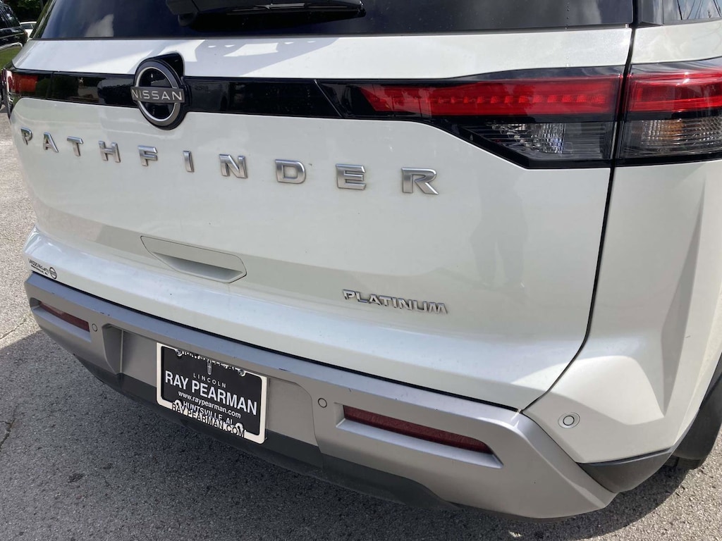 Used 2022 Nissan Pathfinder Platinum SUV