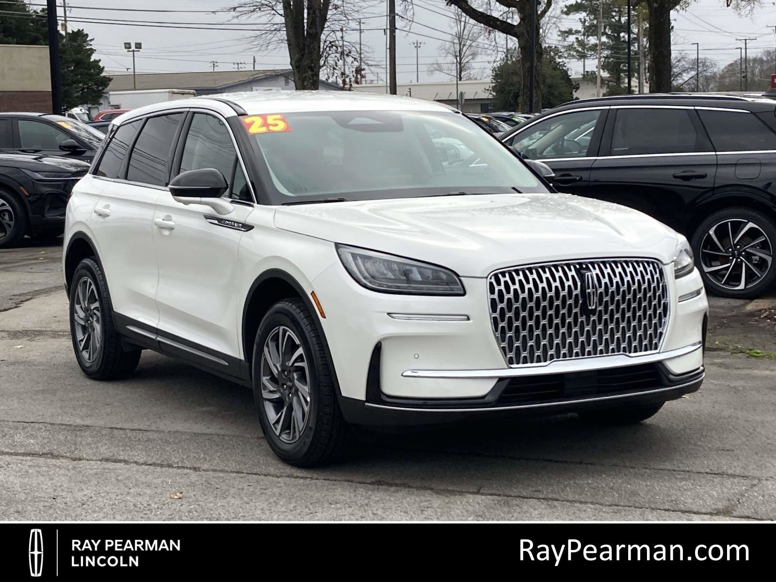 2025 Lincoln Corsair Premiere's photo