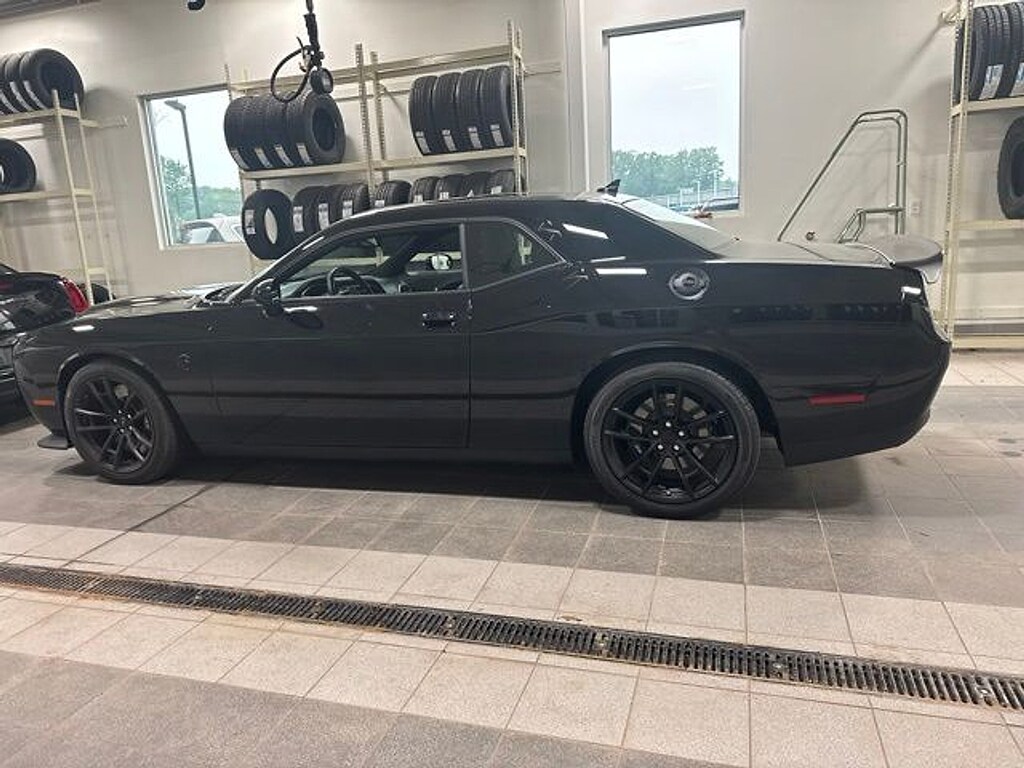 Used 2023 Dodge Challenger SRT Hellcat Coupe