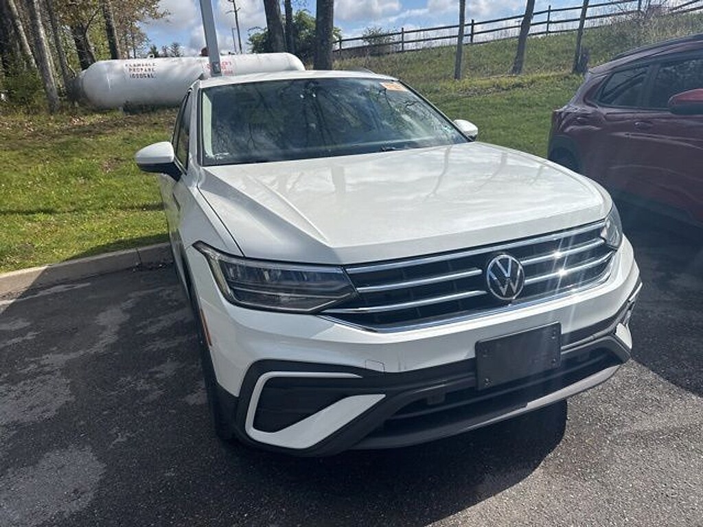 Used 2023 Volkswagen Tiguan 2.0T SE SUV