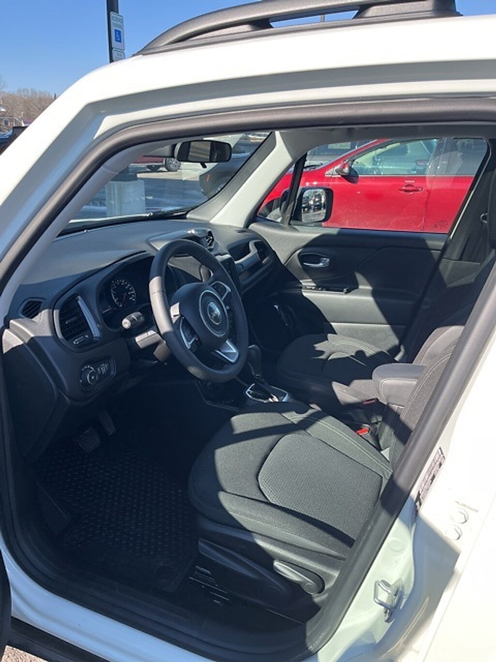 Used 2023 Jeep Renegade Latitude SUV