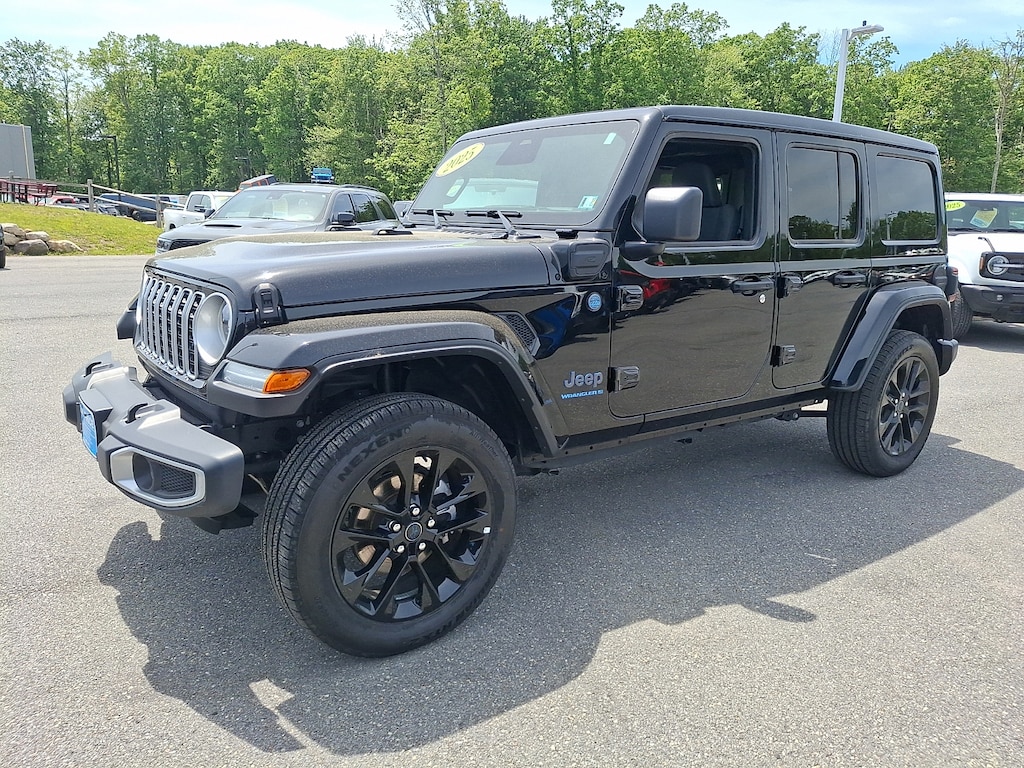 Certified 2025 Jeep Wrangler 4xe Sahara SUV
