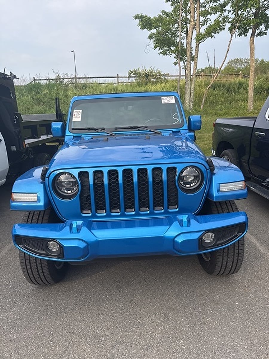 Used 2022 Jeep Wrangler Unlimited High Altitude 4XE with VIN 1C4JJXP65NW111765 for sale in Mount Pocono, PA