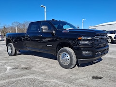 2026 Ram 3500 Big Horn Crew Cab 4x4 8 Box Pickup