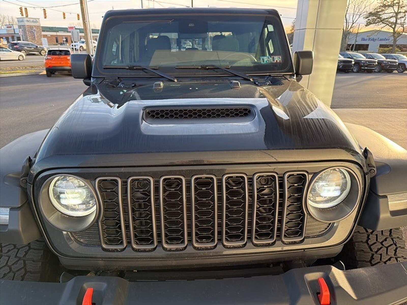 2024 Jeep Gladiator Mojave photo 4