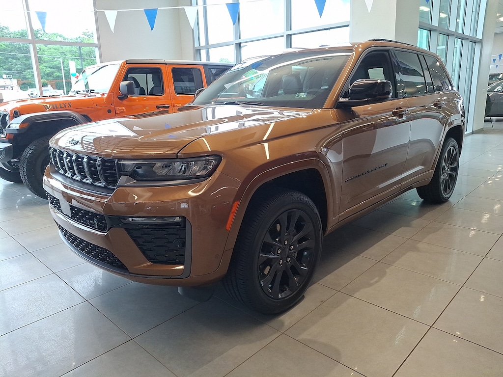 New 2026 Jeep Grand Cherokee Limited Reserve 4x4 Sport Utility