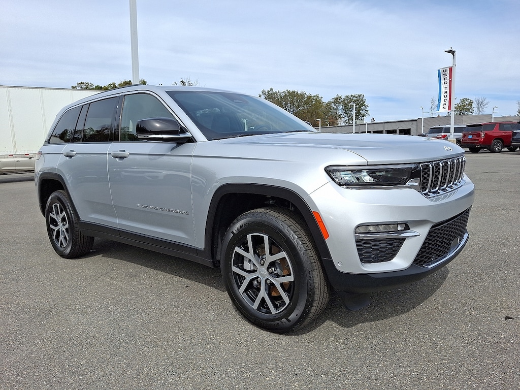 New 2025 Jeep Grand Cherokee Limited 4x4 Sport Utility