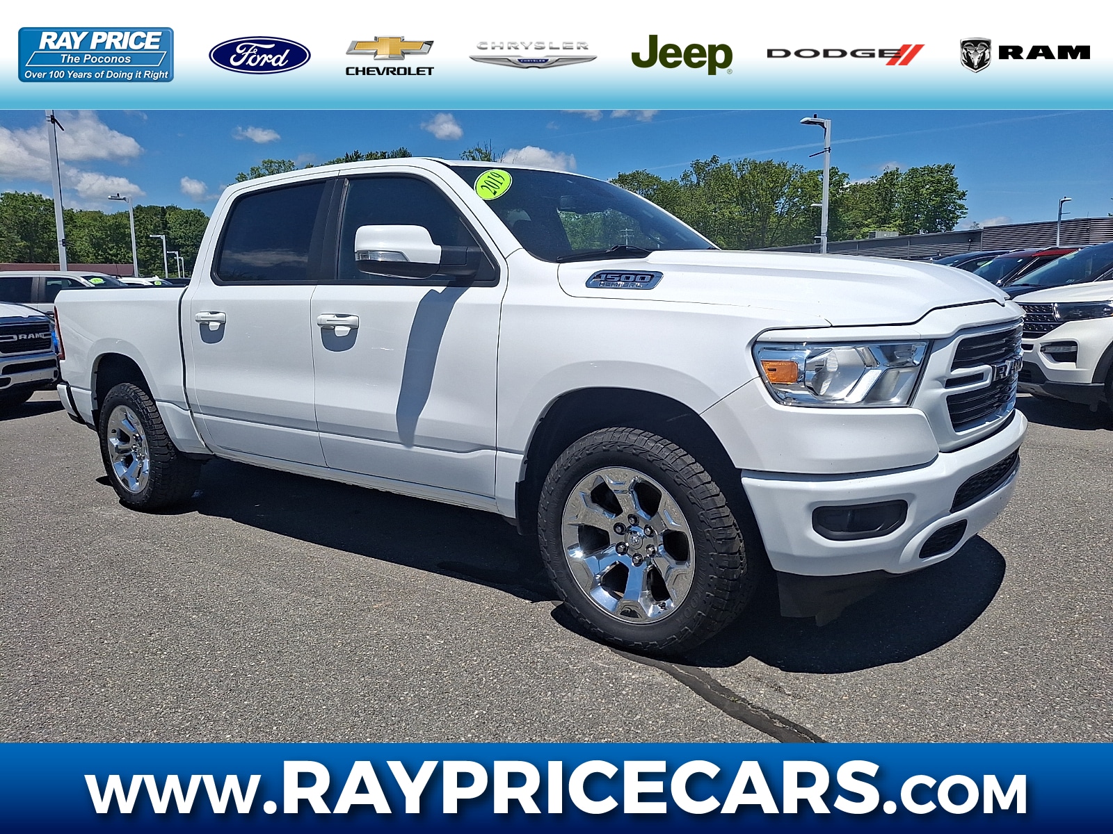 2019 RAM 1500 Big Horn/Lone Star 4x4 Crew Cab 5'7's photo