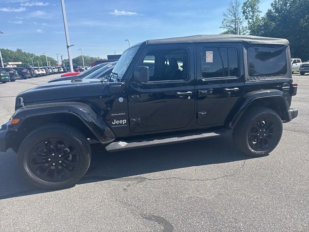 Used 2023 Jeep Wrangler 4xe Sahara SUV