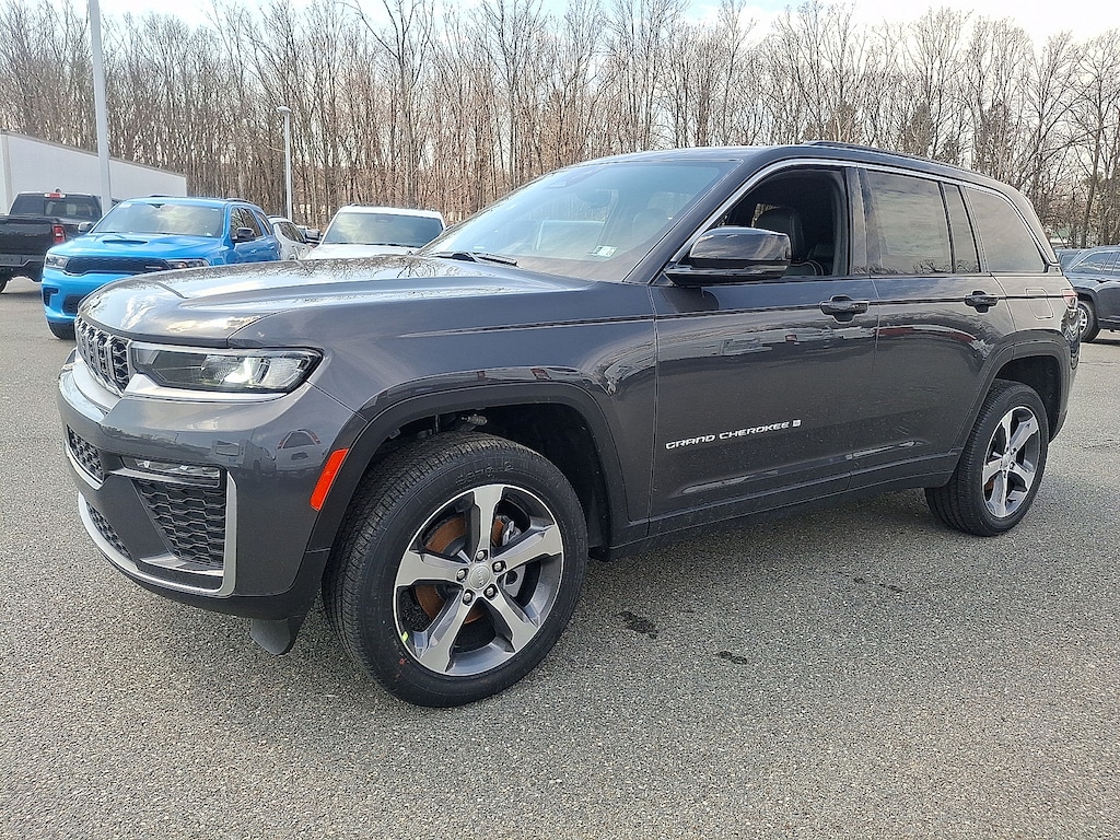 New 2026 Jeep Grand Cherokee Limited 4x4 Sport Utility